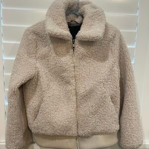 Banana Republic Bomber, Sherpa jacket
